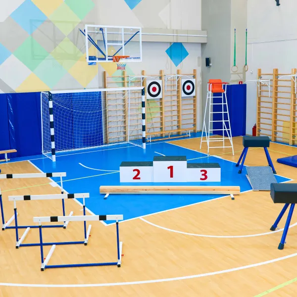 Щит баскетбольный игровой (монолитный поликарбонат) 1050х1800 мм ZAVODSPORTA за 47&nbsp;600 ₽ в Костроме